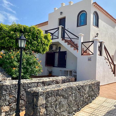 Juangy'S Apartments In Las Adelfas Golf Del Sur سان ميغيل ذي أبونا المظهر الخارجي الصورة