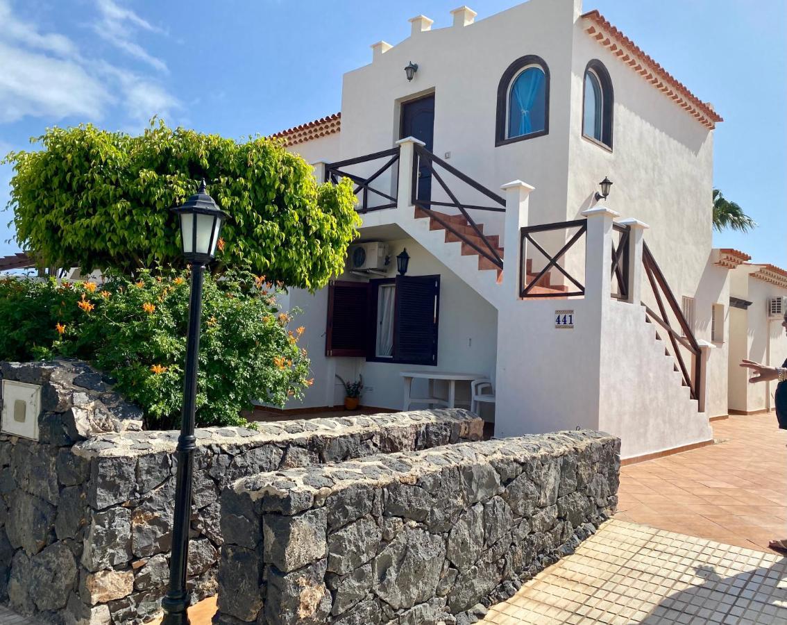 Juangy'S Apartments In Las Adelfas Golf Del Sur سان ميغيل ذي أبونا المظهر الخارجي الصورة