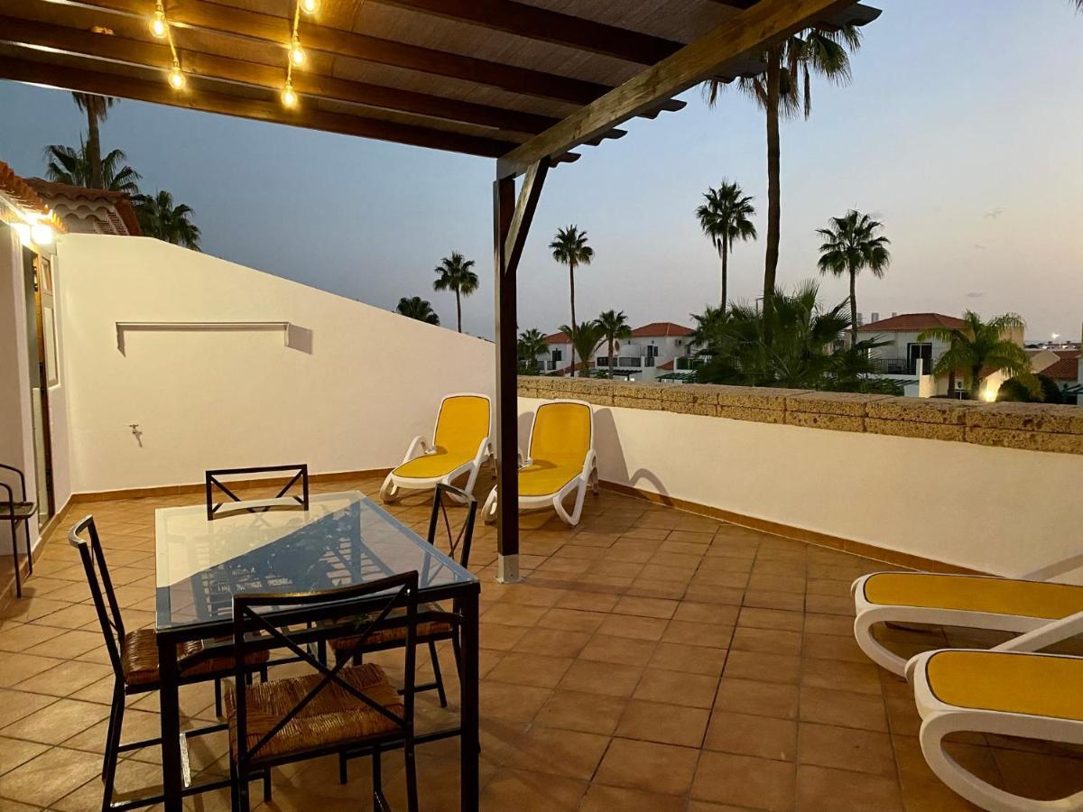 Juangy'S Apartments In Las Adelfas Golf Del Sur سان ميغيل ذي أبونا المظهر الخارجي الصورة