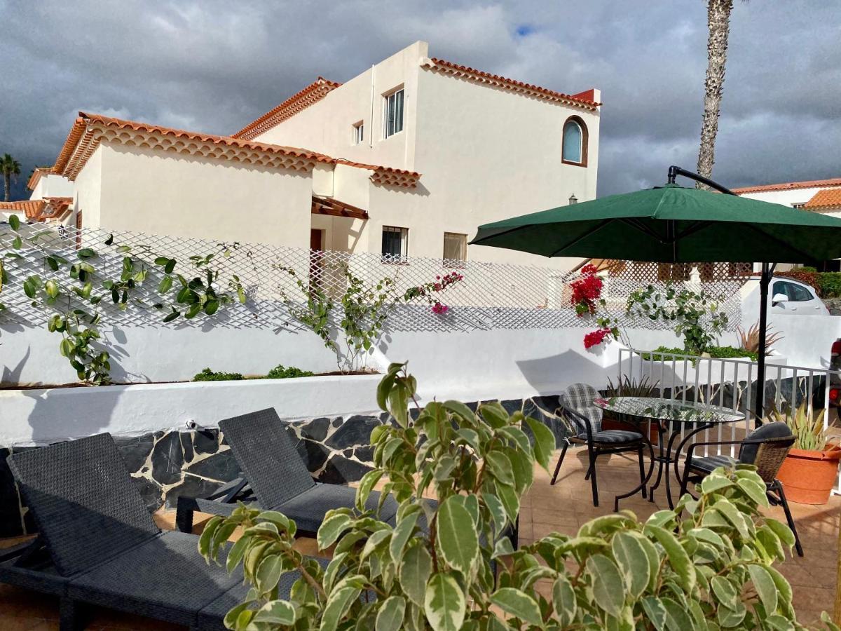 Juangy'S Apartments In Las Adelfas Golf Del Sur سان ميغيل ذي أبونا المظهر الخارجي الصورة